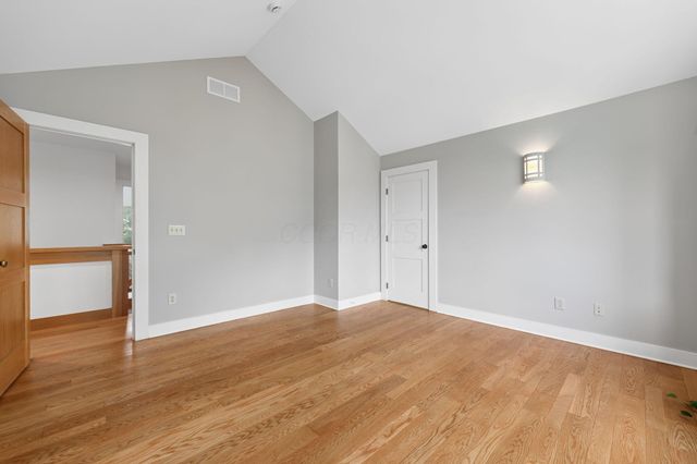 142 Merywen Circle, Granville, OH 43023