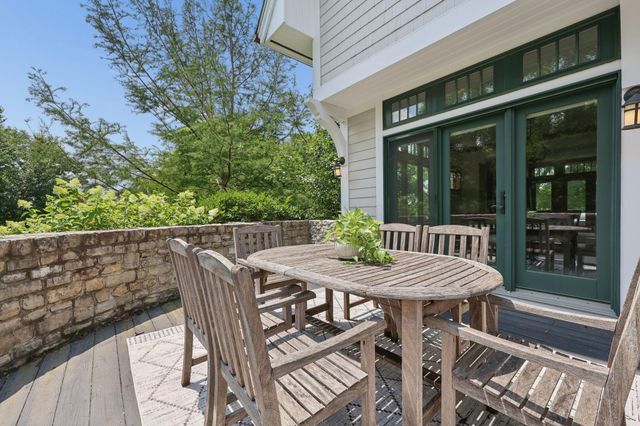 142 Merywen Circle, Granville, OH 43023