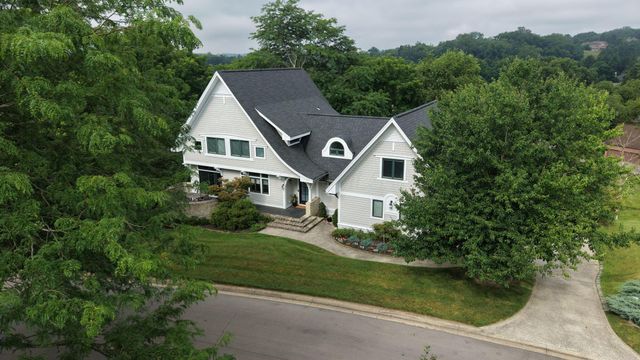 142 Merywen Circle, Granville, OH 43023