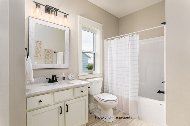 1845 Cottage Ridge Drive, Marion, IA 52302