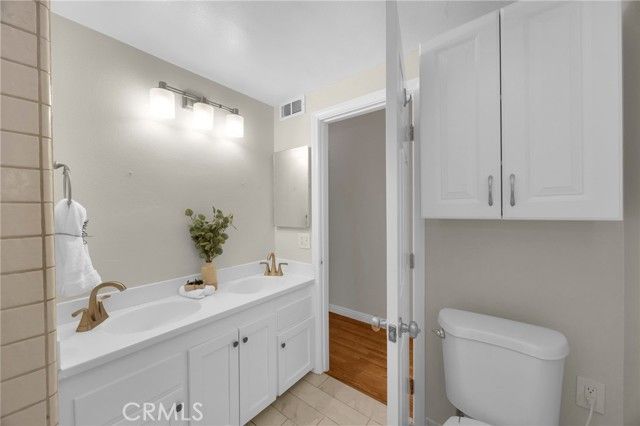 11831 Paseo Bonita, Los Alamitos, CA 90720