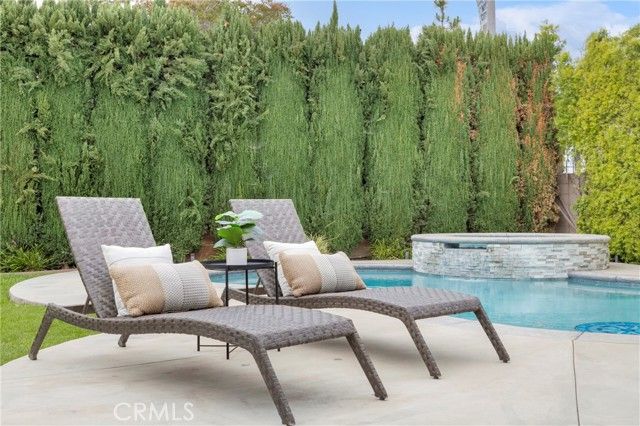 11831 Paseo Bonita, Los Alamitos, CA 90720