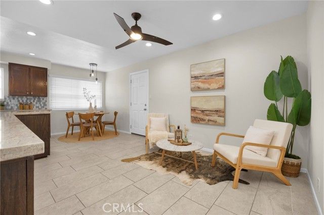 11831 Paseo Bonita, Los Alamitos, CA 90720