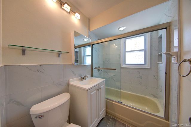 411 Saint John Place, Franklin Square, NY 11010