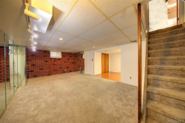411 Saint John Place, Franklin Square, NY 11010