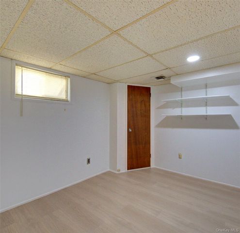 411 Saint John Place, Franklin Square, NY 11010