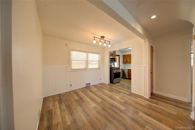 411 Saint John Place, Franklin Square, NY 11010