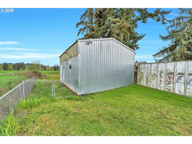 36864 OR-213, Molalla, OR 97038