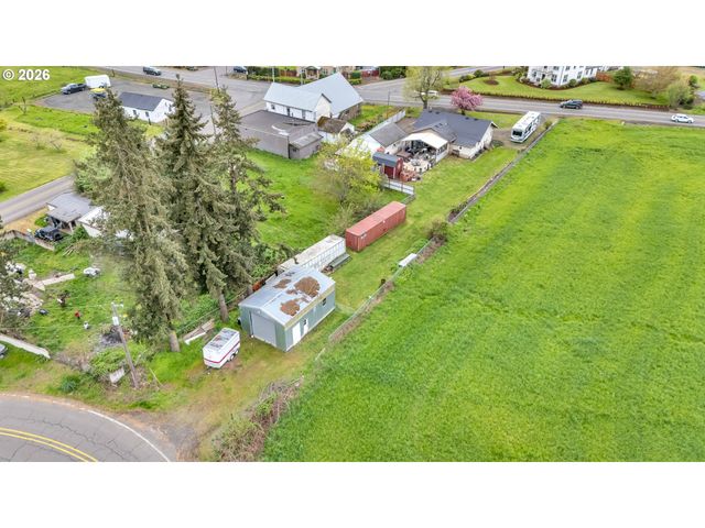 36864 OR-213, Molalla, OR 97038
