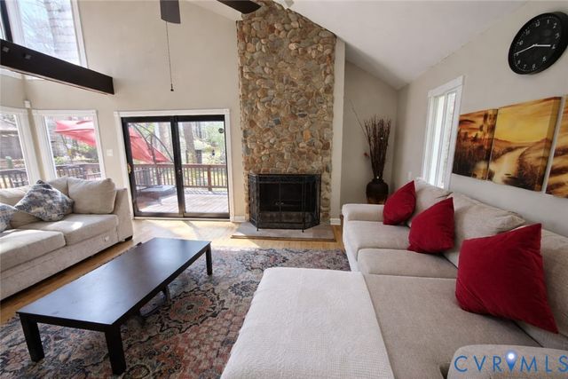 4461 Old Fox Trl, Midlothian, VA 23112