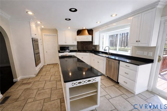 4461 Old Fox Trl, Midlothian, VA 23112