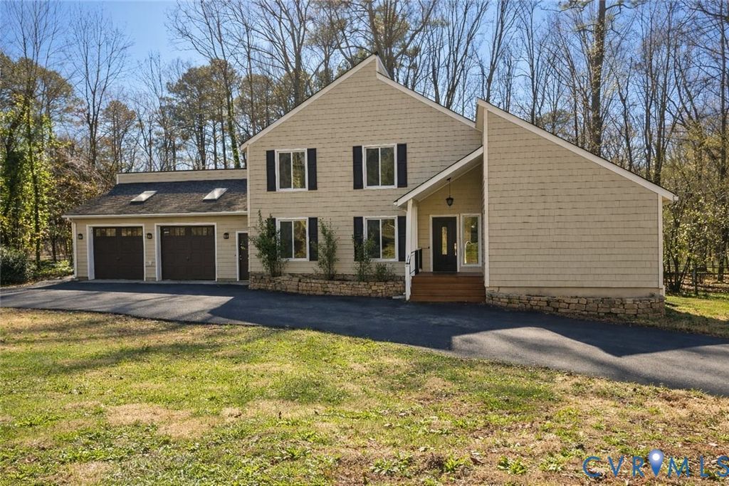 4461 Old Fox Trl, Midlothian, VA 23112