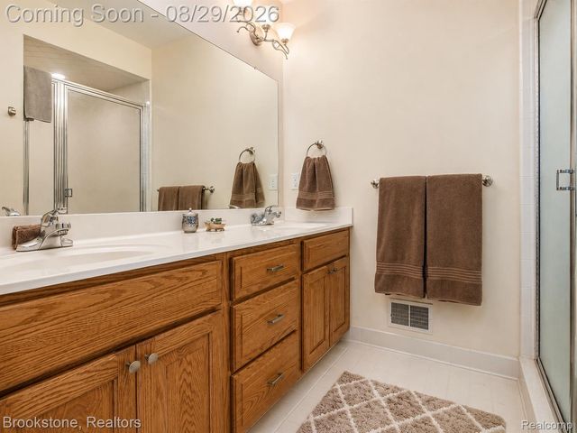 35413 Upmann Drive, Sterling Heights, MI 48310