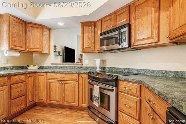 35413 Upmann Drive, Sterling Heights, MI 48310