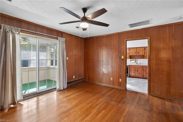 1209 Parkside AVE, Hampton, VA 23669
