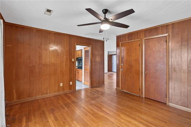 1209 Parkside AVE, Hampton, VA 23669