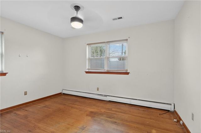 1209 Parkside AVE, Hampton, VA 23669
