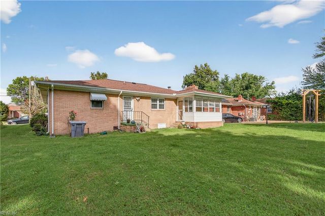1209 Parkside AVE, Hampton, VA 23669