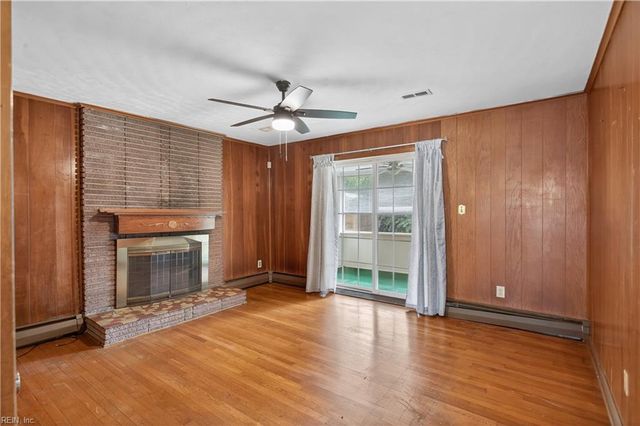 1209 Parkside AVE, Hampton, VA 23669