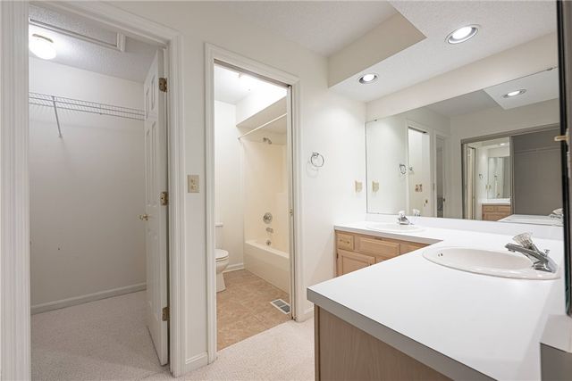 4955 Rosedale Road, Middletown, OH 45042