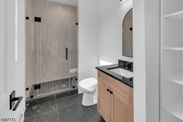 182 25th St, Paterson City, NJ 07514