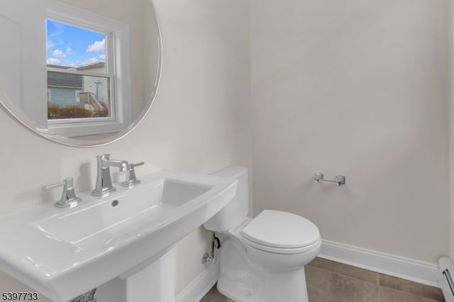 182 25th St, Paterson City, NJ 07514