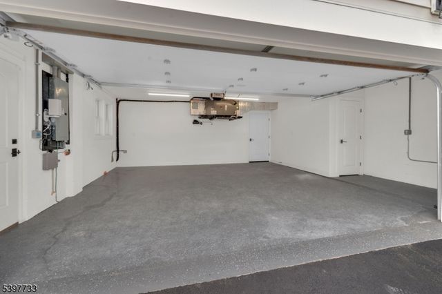 182 25th St, Paterson City, NJ 07514