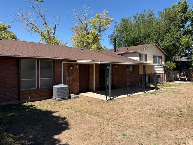 637 S 150 E, Kaysville, UT 84037