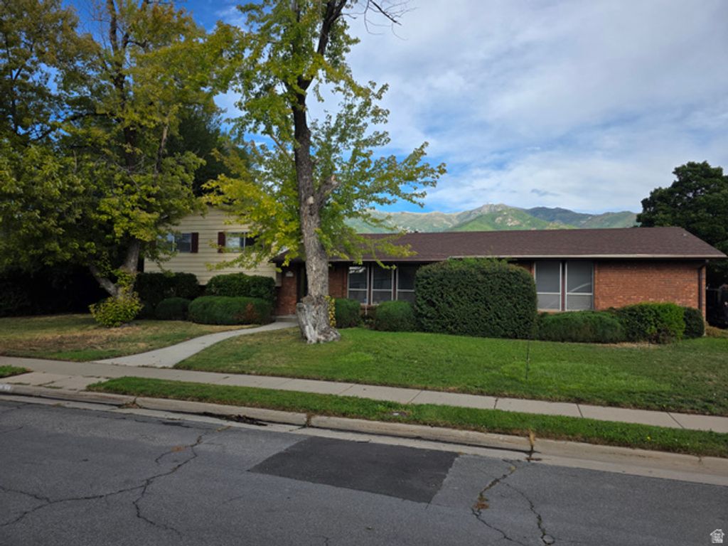 637 S 150 E, Kaysville, UT 84037 — exterior
