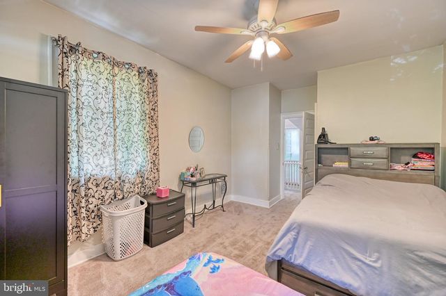 14 E CHESTNUT ST, Lebanon, PA 17042