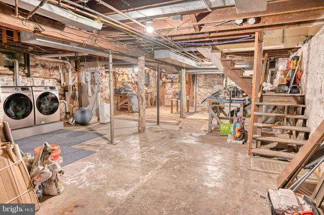 14 E CHESTNUT ST, Lebanon, PA 17042