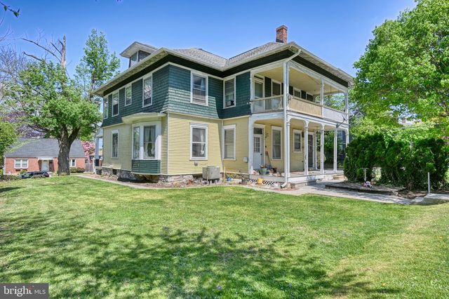 14 E CHESTNUT ST, Lebanon, PA 17042