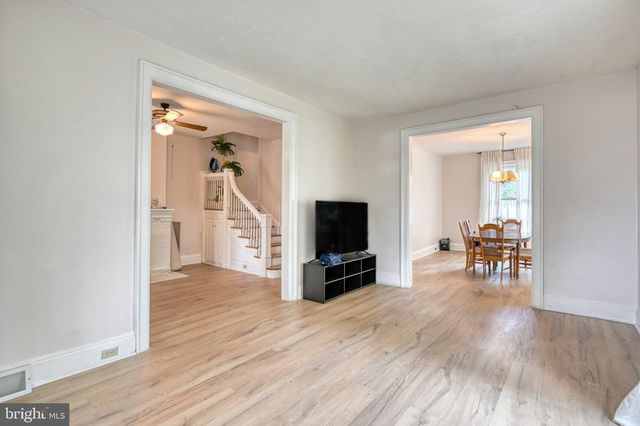 14 E CHESTNUT ST, Lebanon, PA 17042