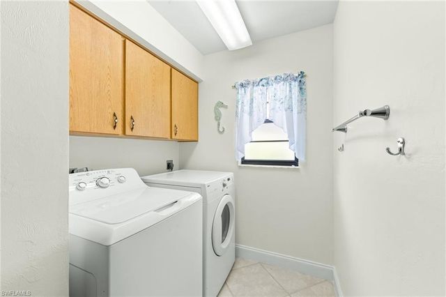 612 110th AVE N, Naples, FL 34108