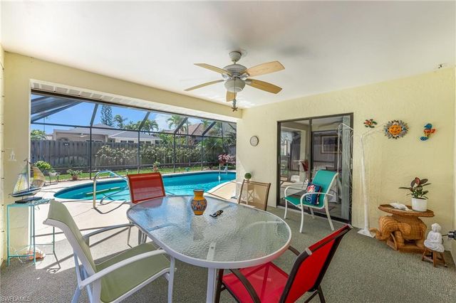 612 110th AVE N, Naples, FL 34108