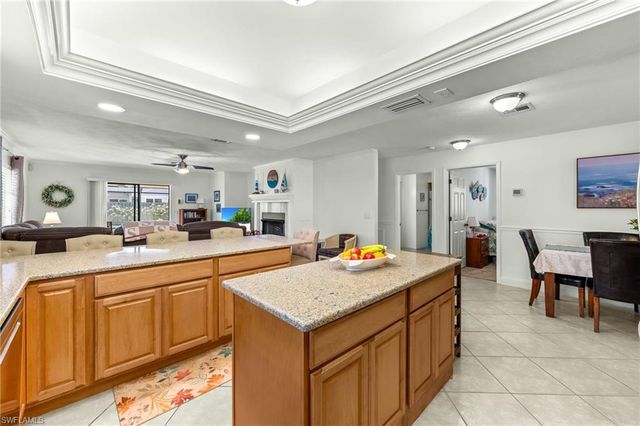 612 110th AVE N, Naples, FL 34108