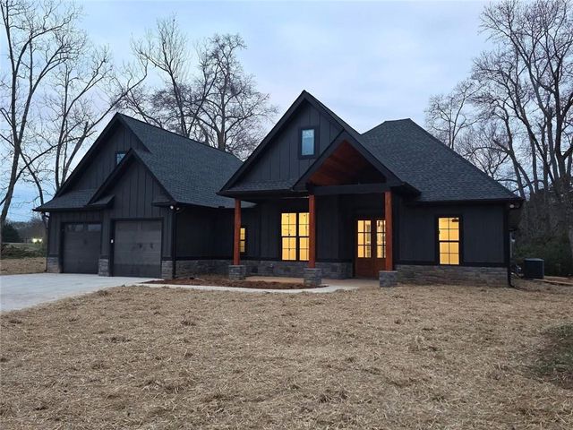 0 Lake Pointe Road, Hartwell, GA 30643