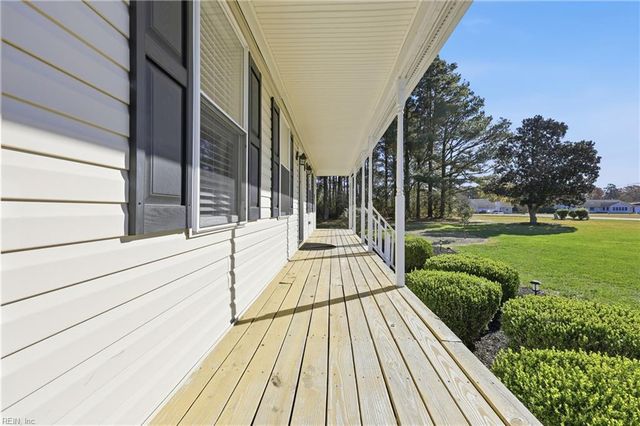 19263 Oliver DR, Smithfield, VA 23430