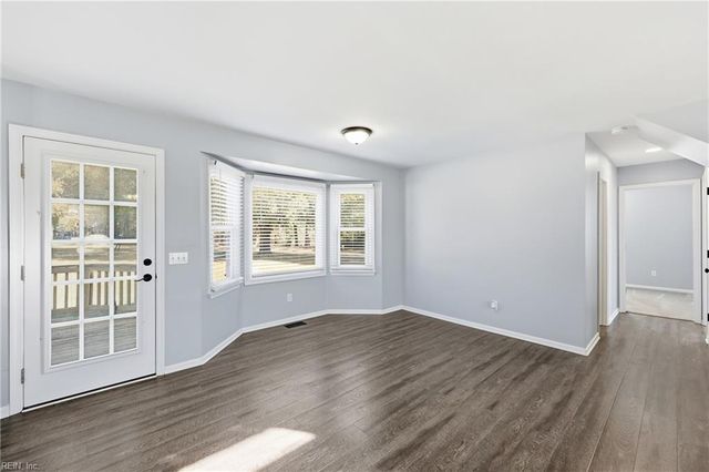 19263 Oliver DR, Smithfield, VA 23430