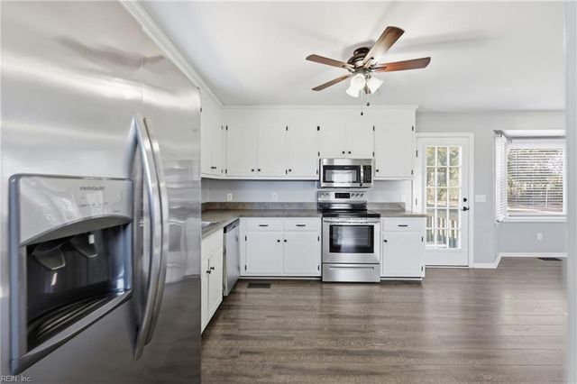 19263 Oliver DR, Smithfield, VA 23430