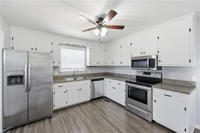 19263 Oliver DR, Smithfield, VA 23430