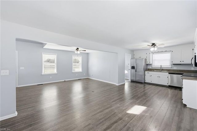 19263 Oliver DR, Smithfield, VA 23430