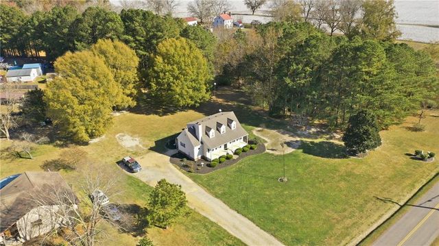 19263 Oliver DR, Smithfield, VA 23430