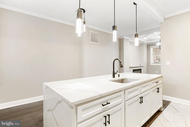 2233 HOMEWOOD AVE, Baltimore, MD 21218