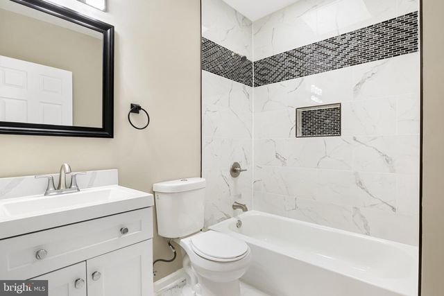 2233 HOMEWOOD AVE, Baltimore, MD 21218