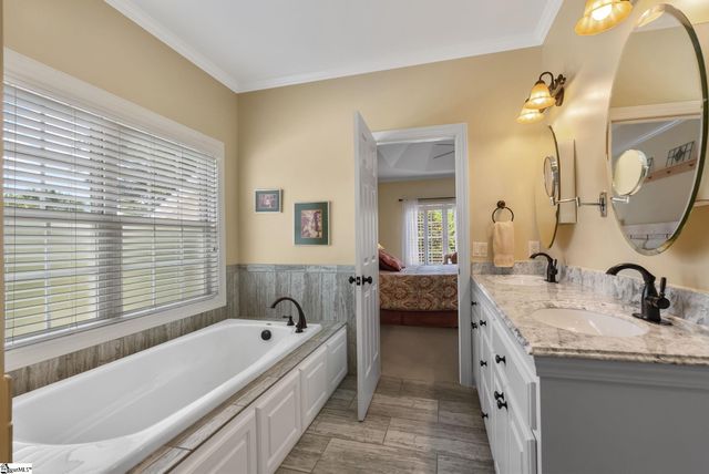 106 Birch Meadow Drive, Piedmont, SC 29673