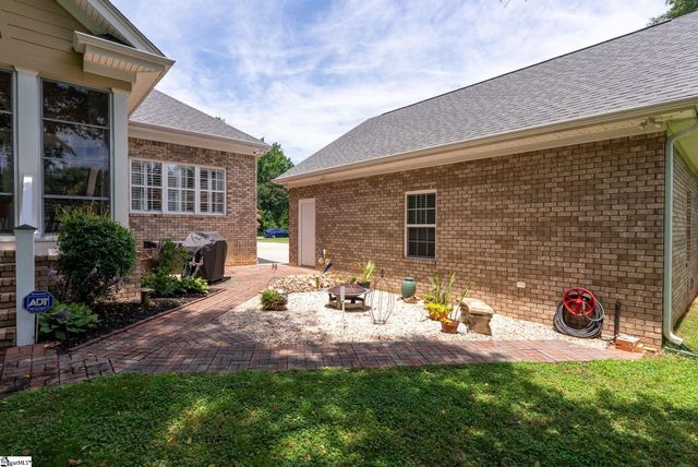 106 Birch Meadow Drive, Piedmont, SC 29673