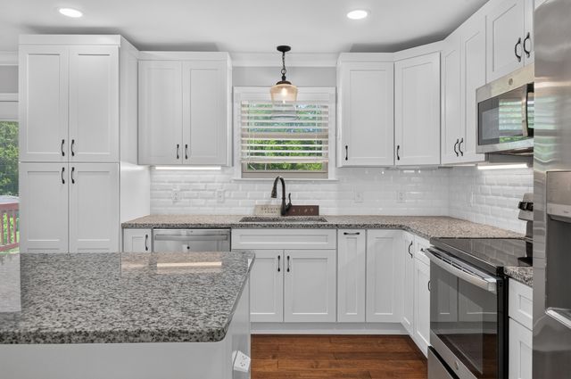 60 Walker Street, Ringgold, GA 30736