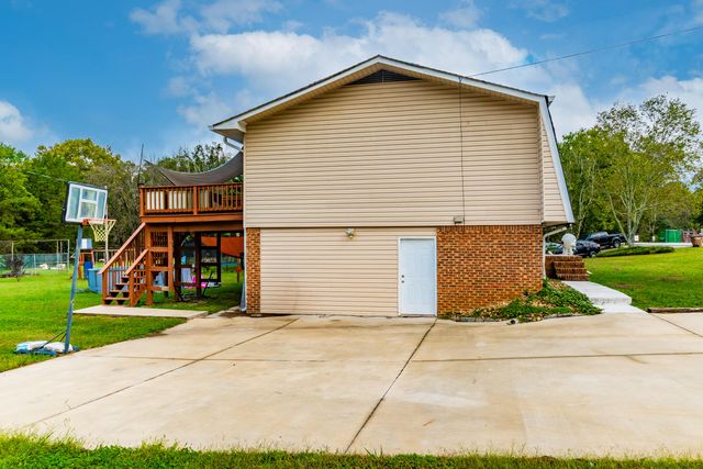 60 Walker Street, Ringgold, GA 30736
