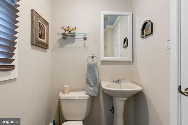 14 GREGG AVE, Wilmington, DE 19807